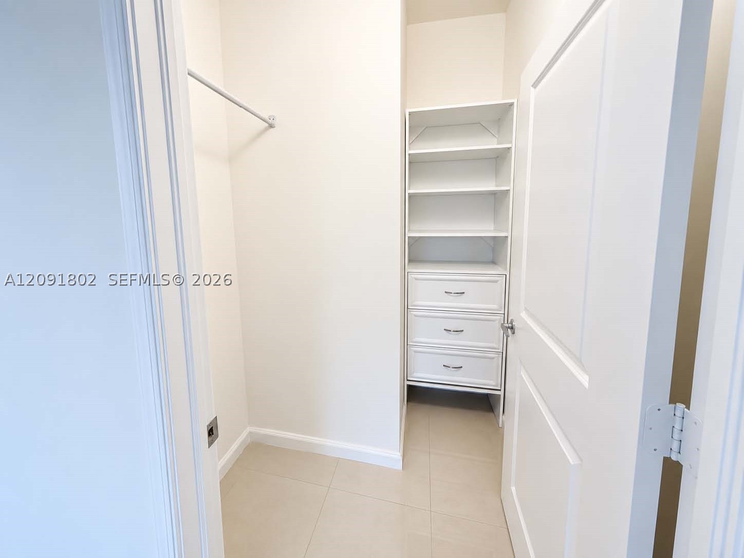image Ten Aragon Condo10