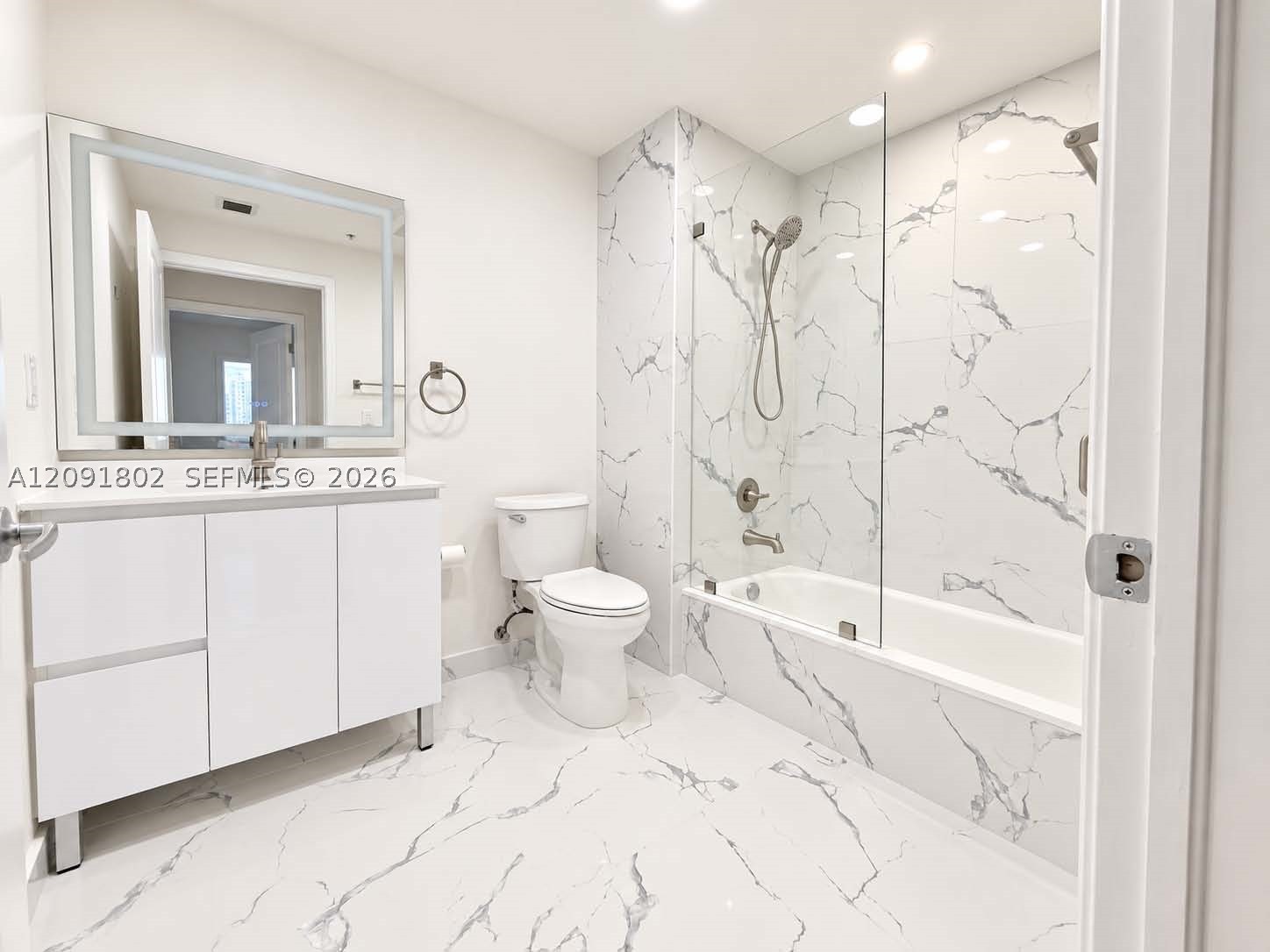 image Ten Aragon Condo11