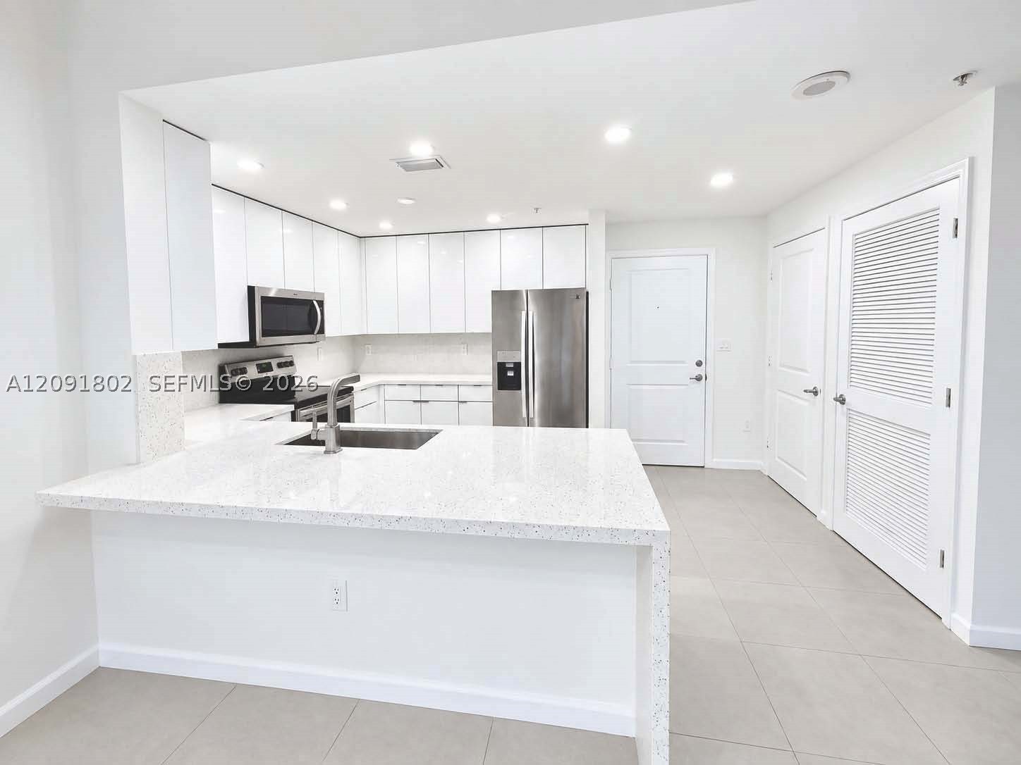 image Ten Aragon Condo1