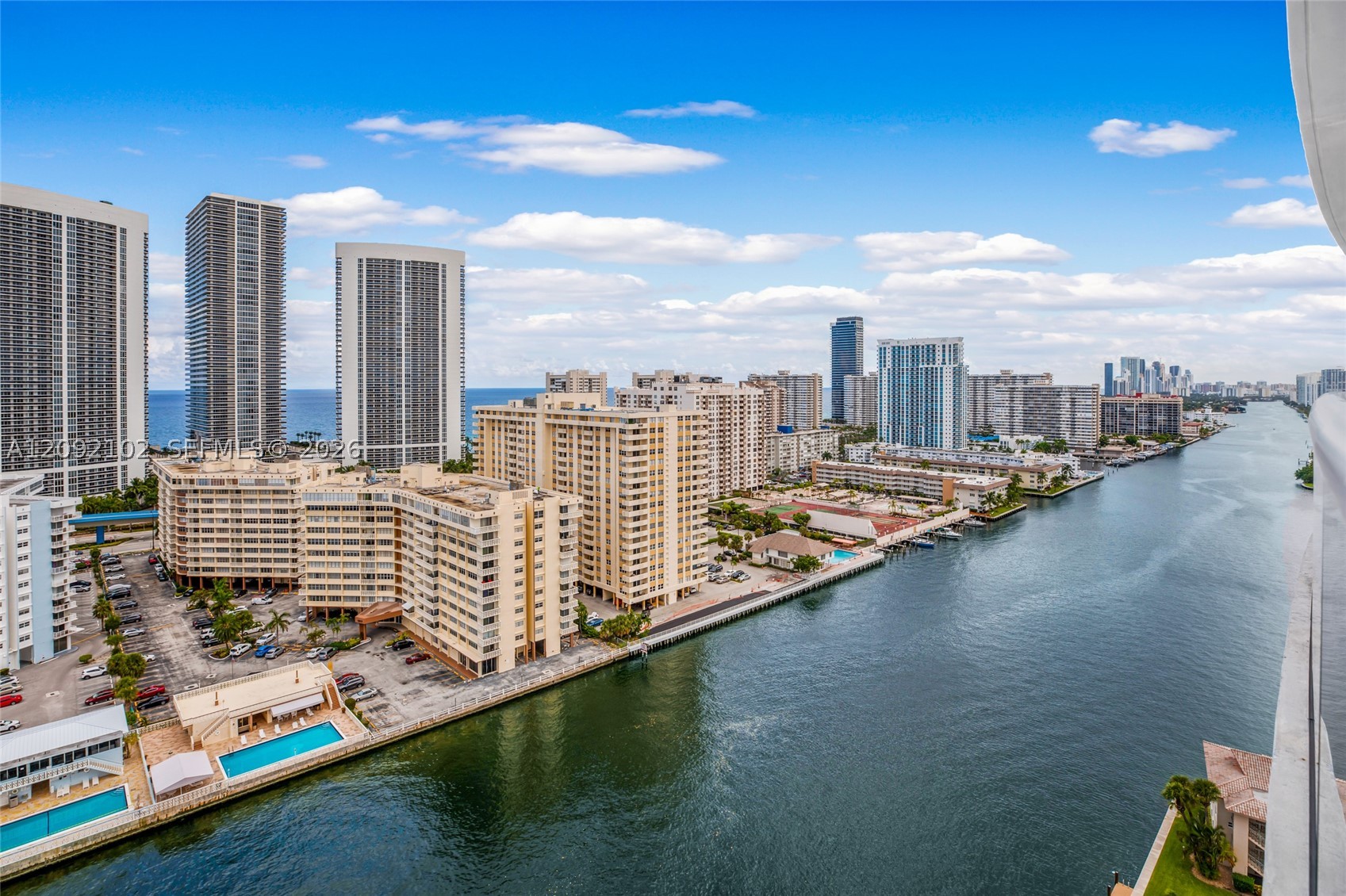image Beachwalk Condominium27