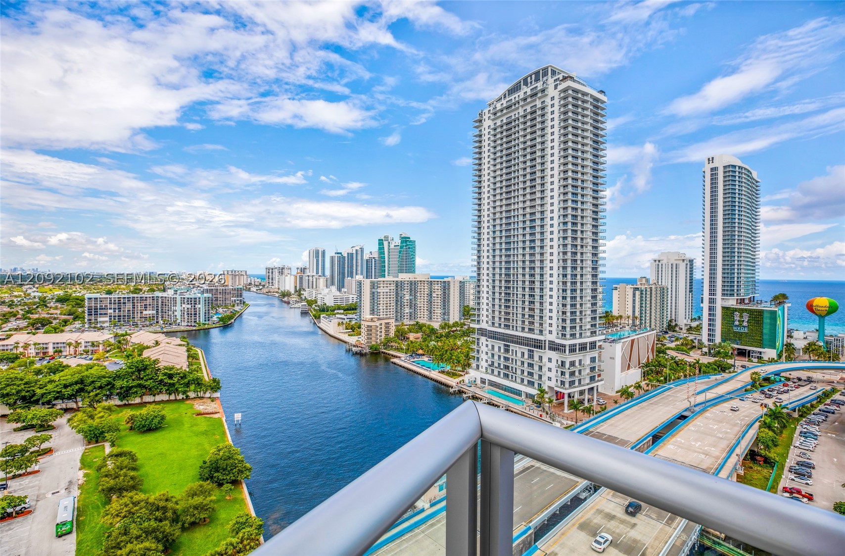 image Beachwalk Condominium2