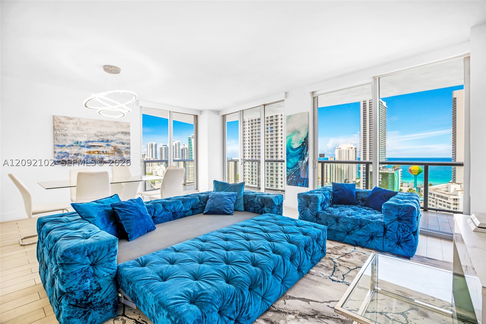 image Beachwalk Condominium8