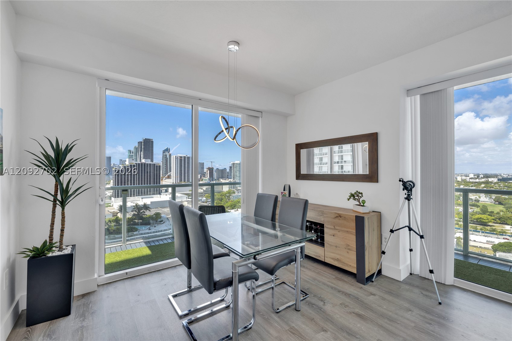 1900 N Bayshore Dr #2311