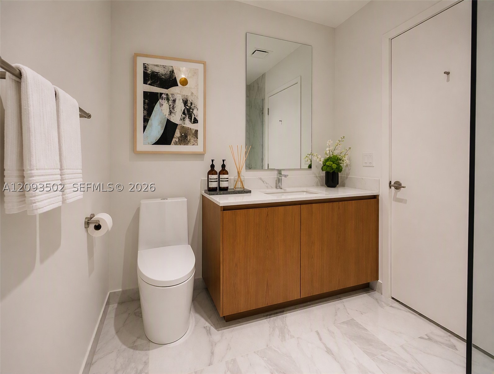 1400 Biscayne Blvd #303 Miami, FL 33132