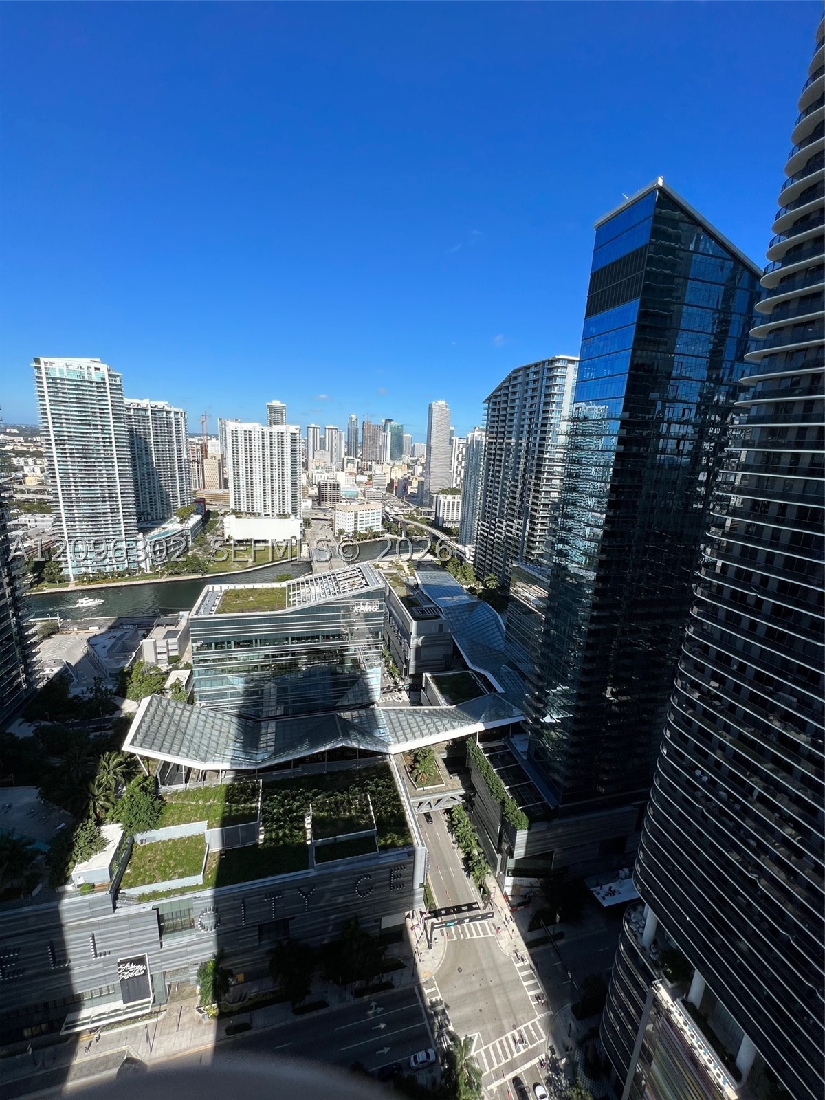 image Brickell Heights East1