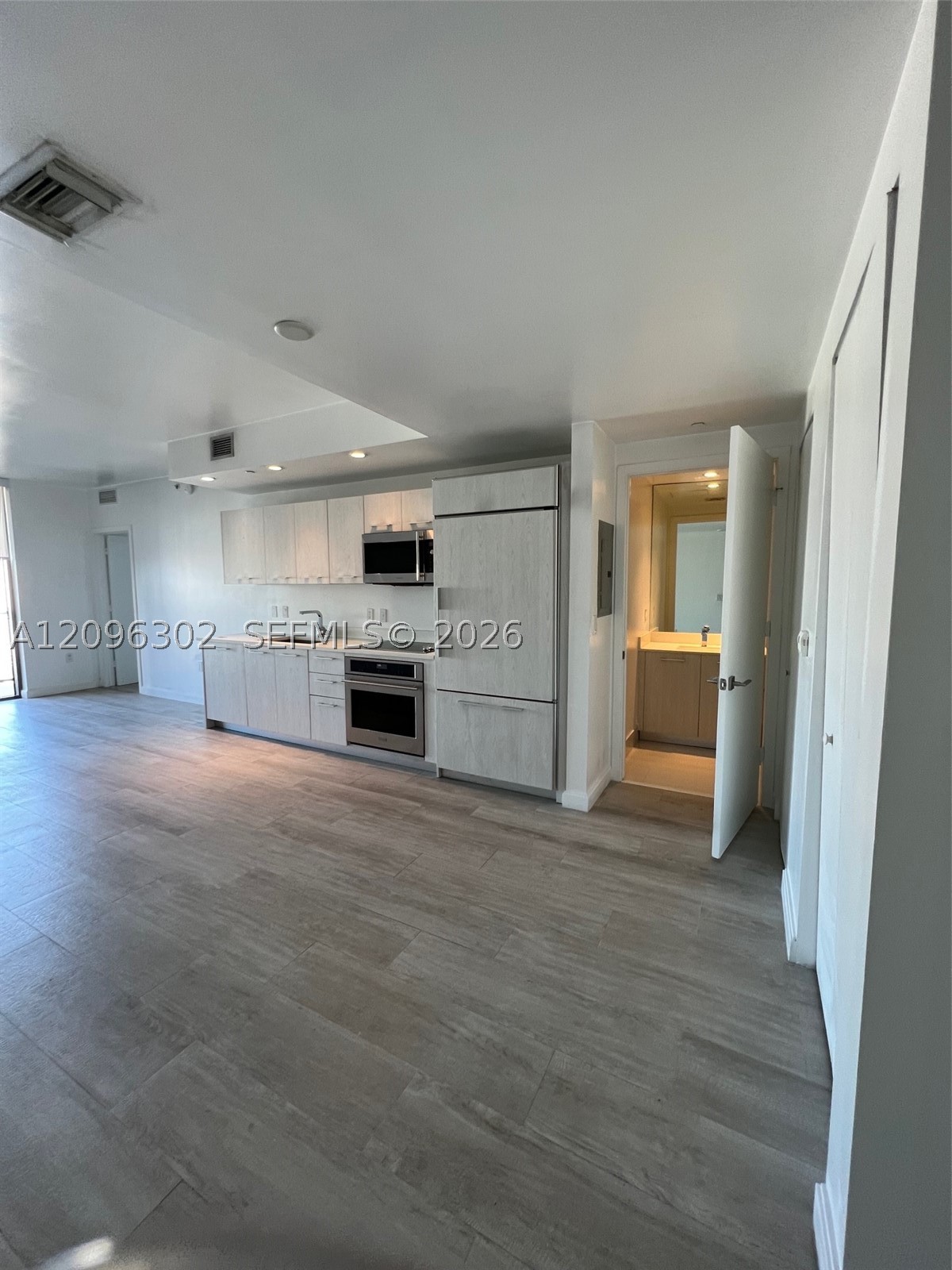 image Brickell Heights East21