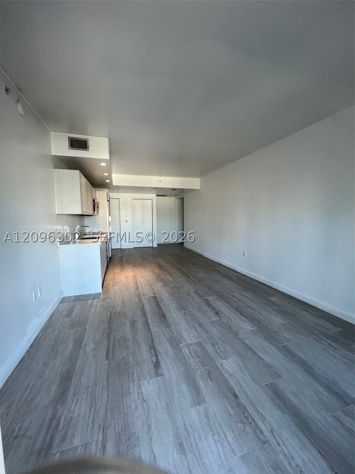 image Brickell Heights East6