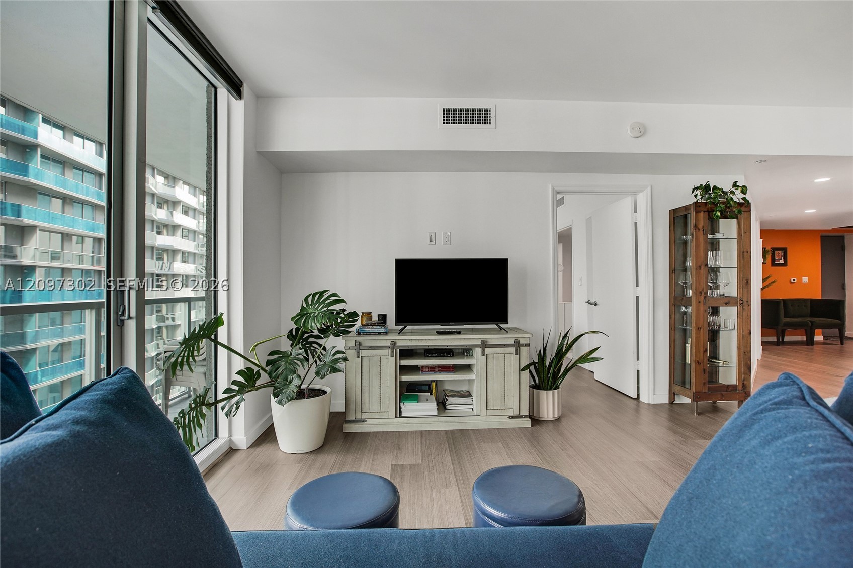image 500 Brickell West1