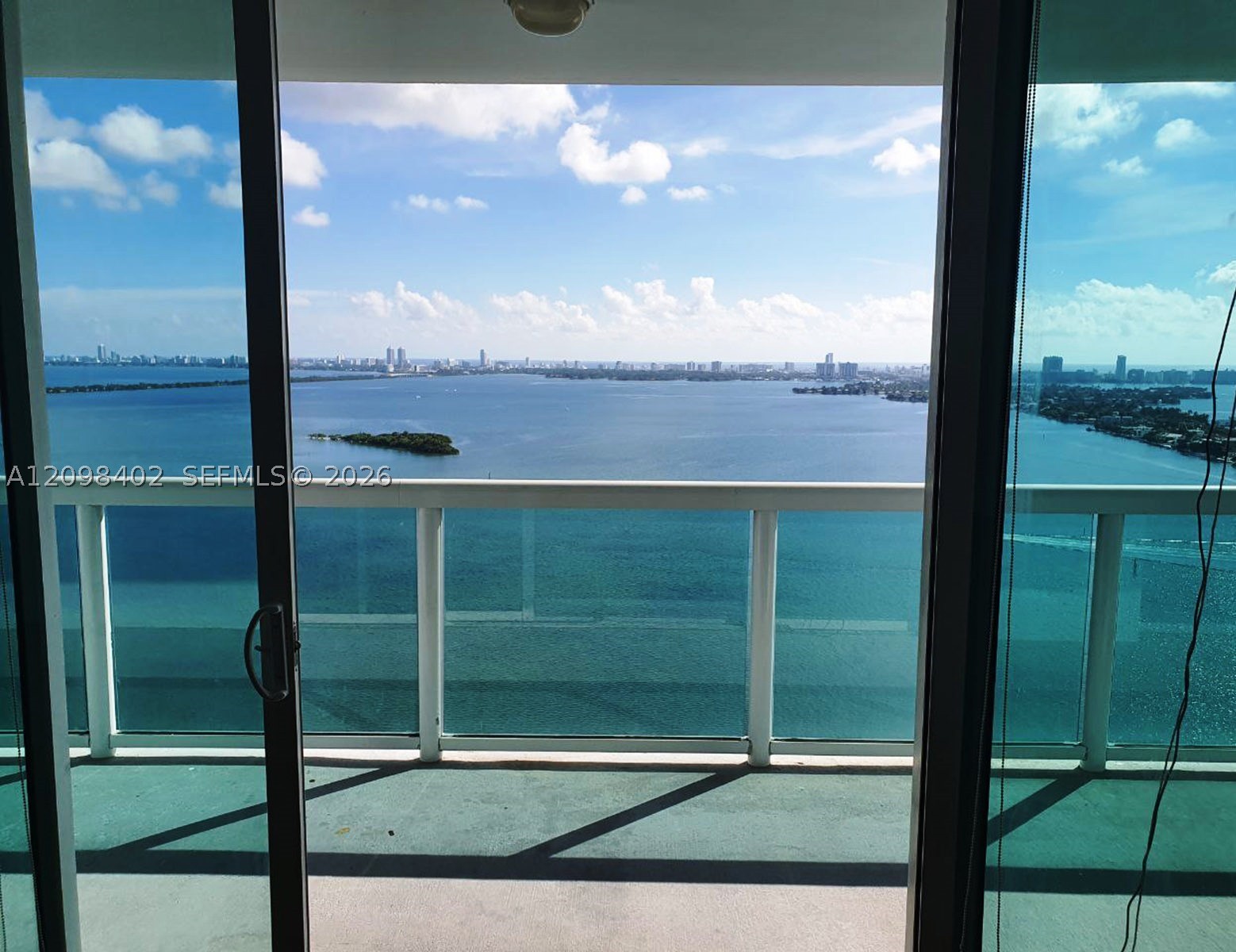 1800 N Bayshore Dr #3405