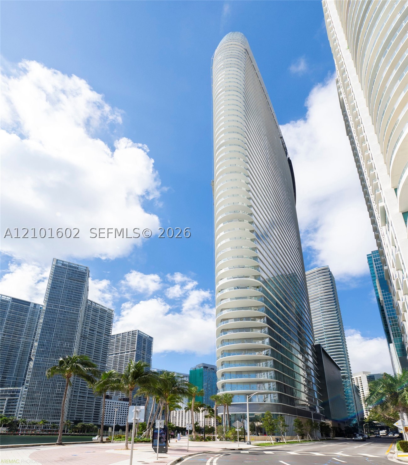 300 Biscayne Blvd Way #1205C