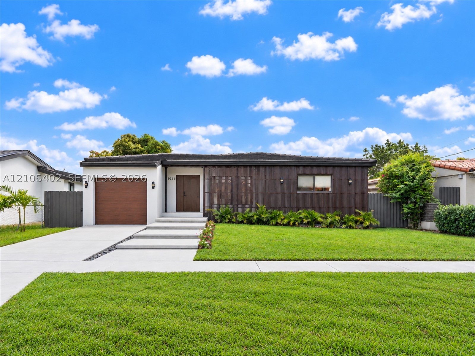 1911 SW 18th Ave
