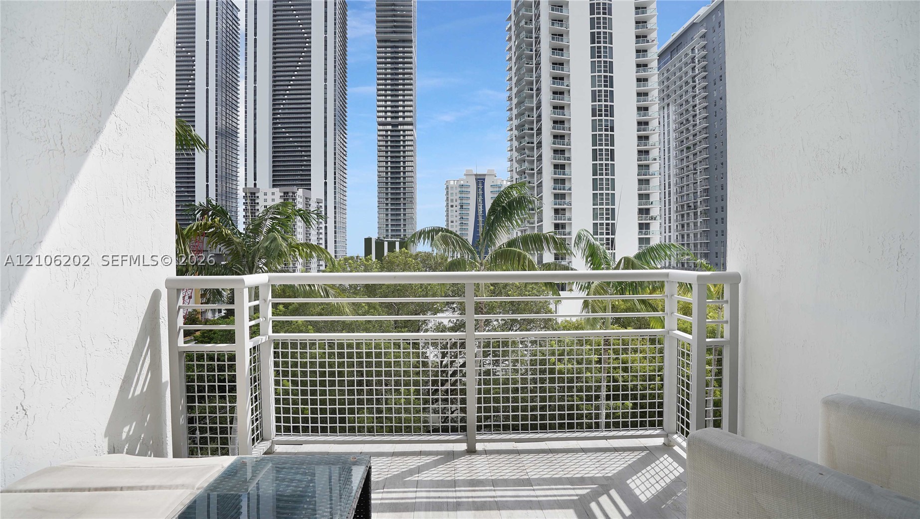 image Edgewater Lofts13