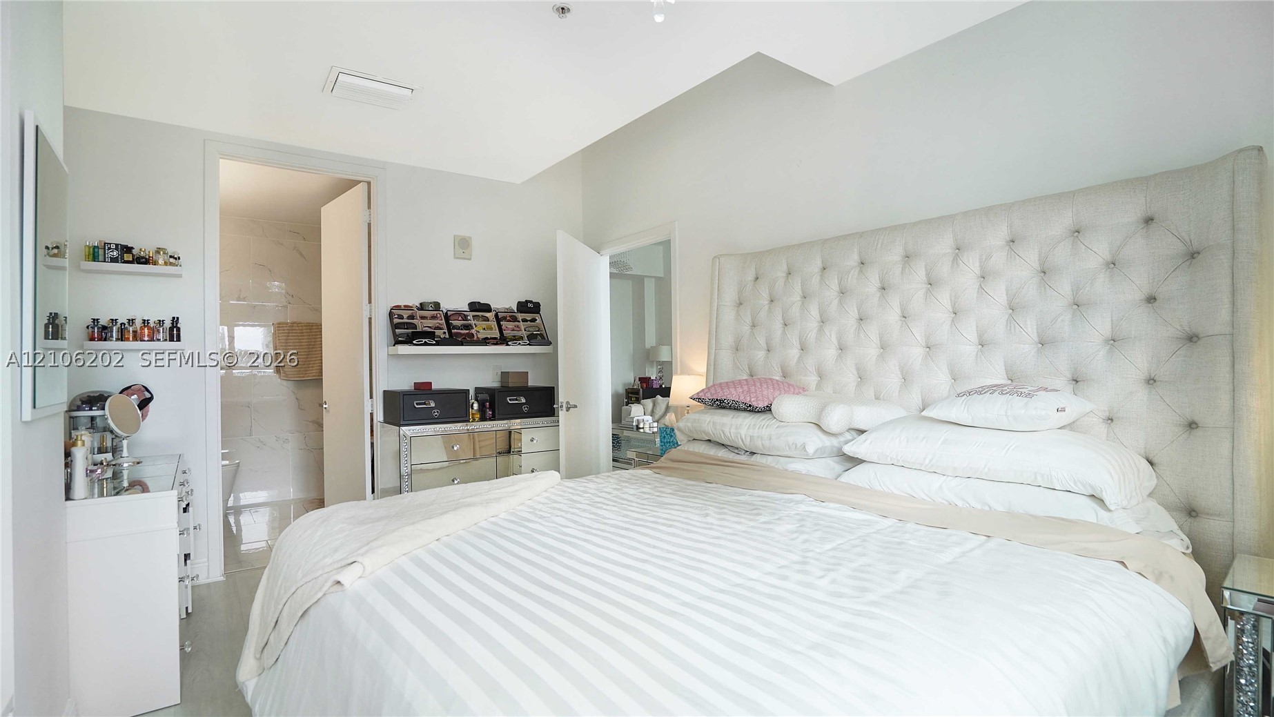 image Edgewater Lofts8