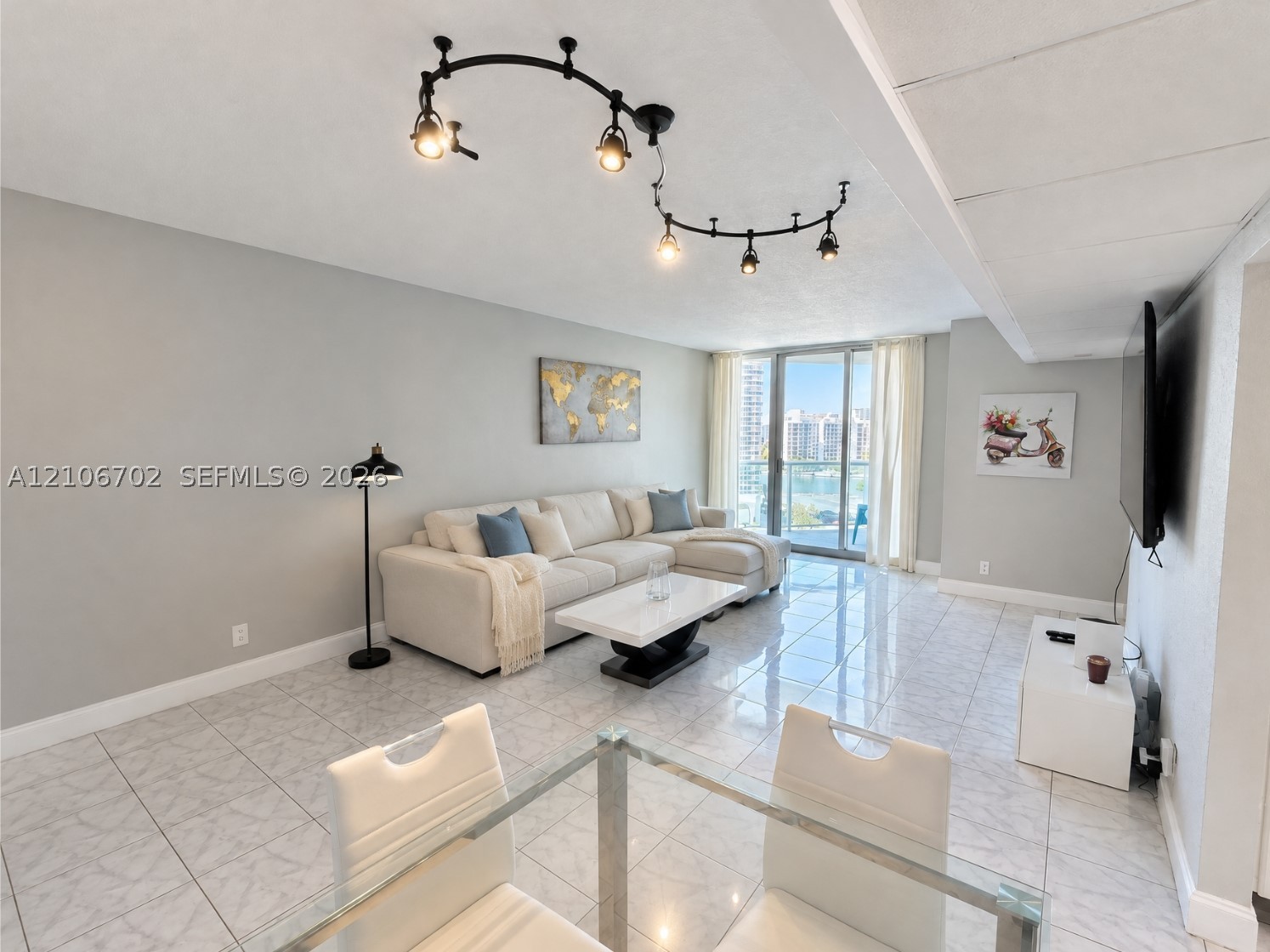 3801 S Ocean Dr #10S