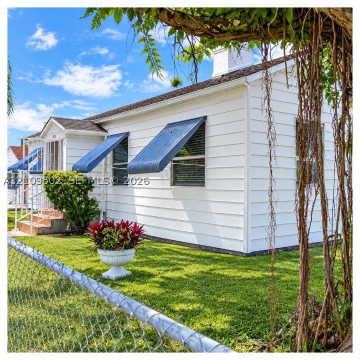 1051 SW 11th Ave Miami, FL 33130