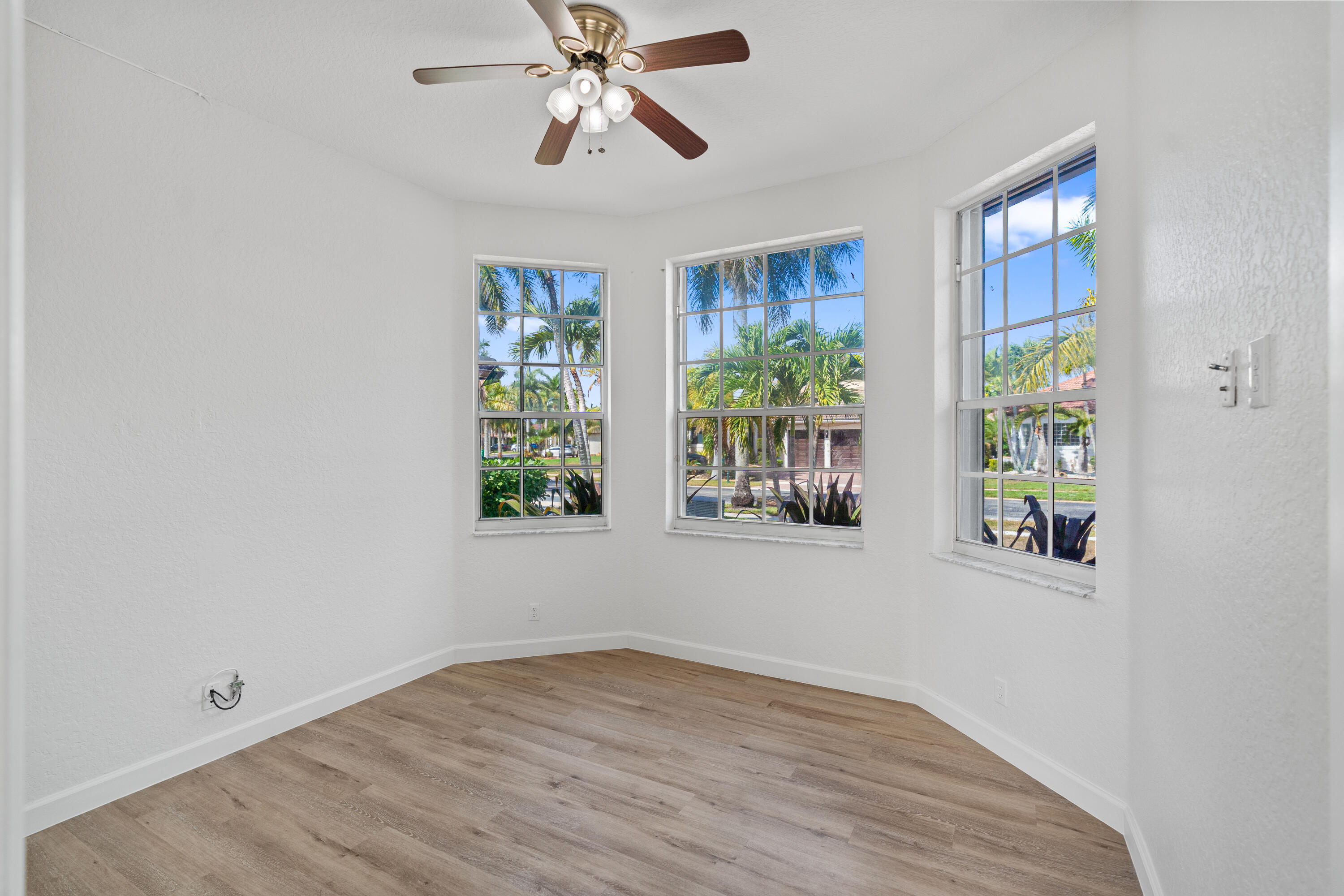 3241 SW 189th Miramar, FL 33029