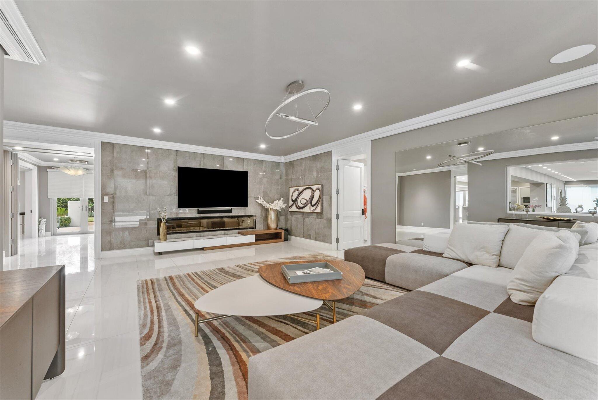 17552 Fieldbrook Boca Raton, FL 33496