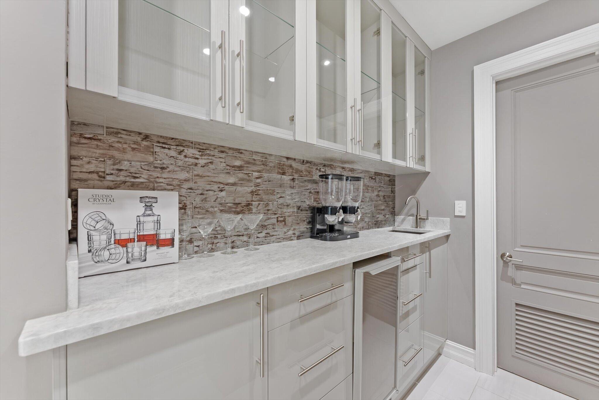 17552 Fieldbrook Boca Raton, FL 33496