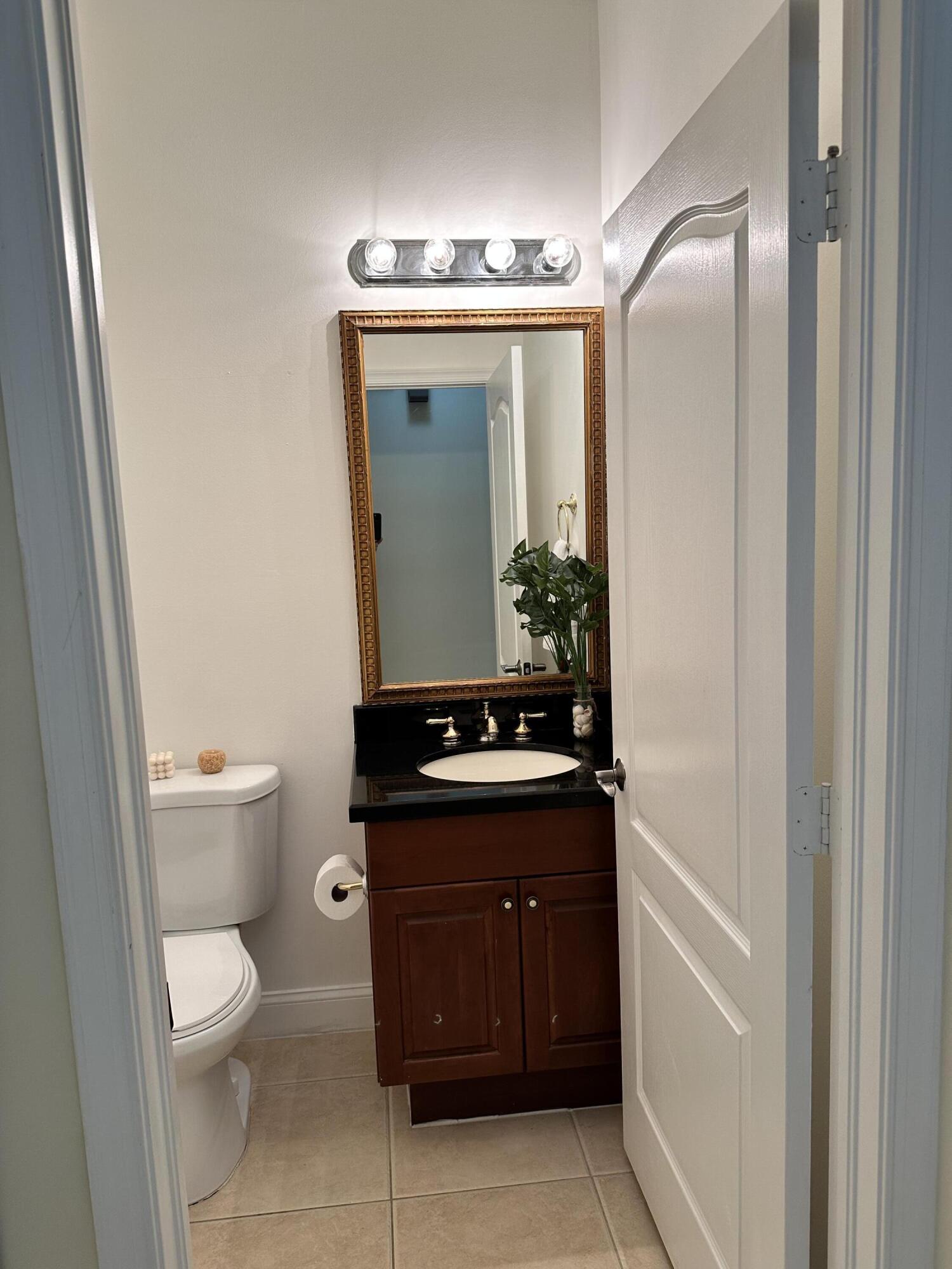 10255 Little Mustang Lake Worth, FL 33449