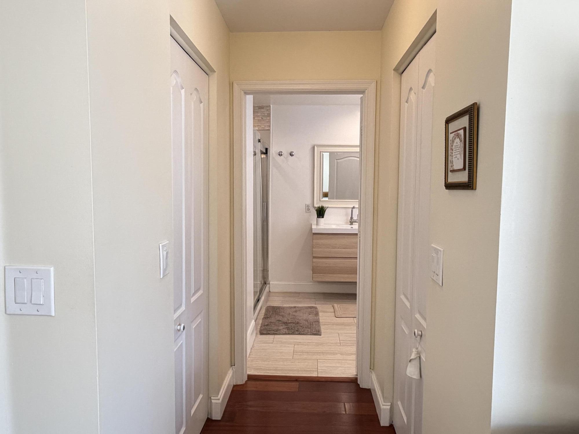 10255 Little Mustang Lake Worth, FL 33449