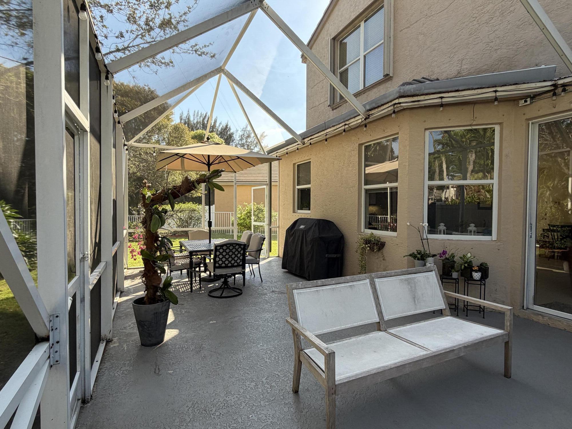 10255 Little Mustang Lake Worth, FL 33449