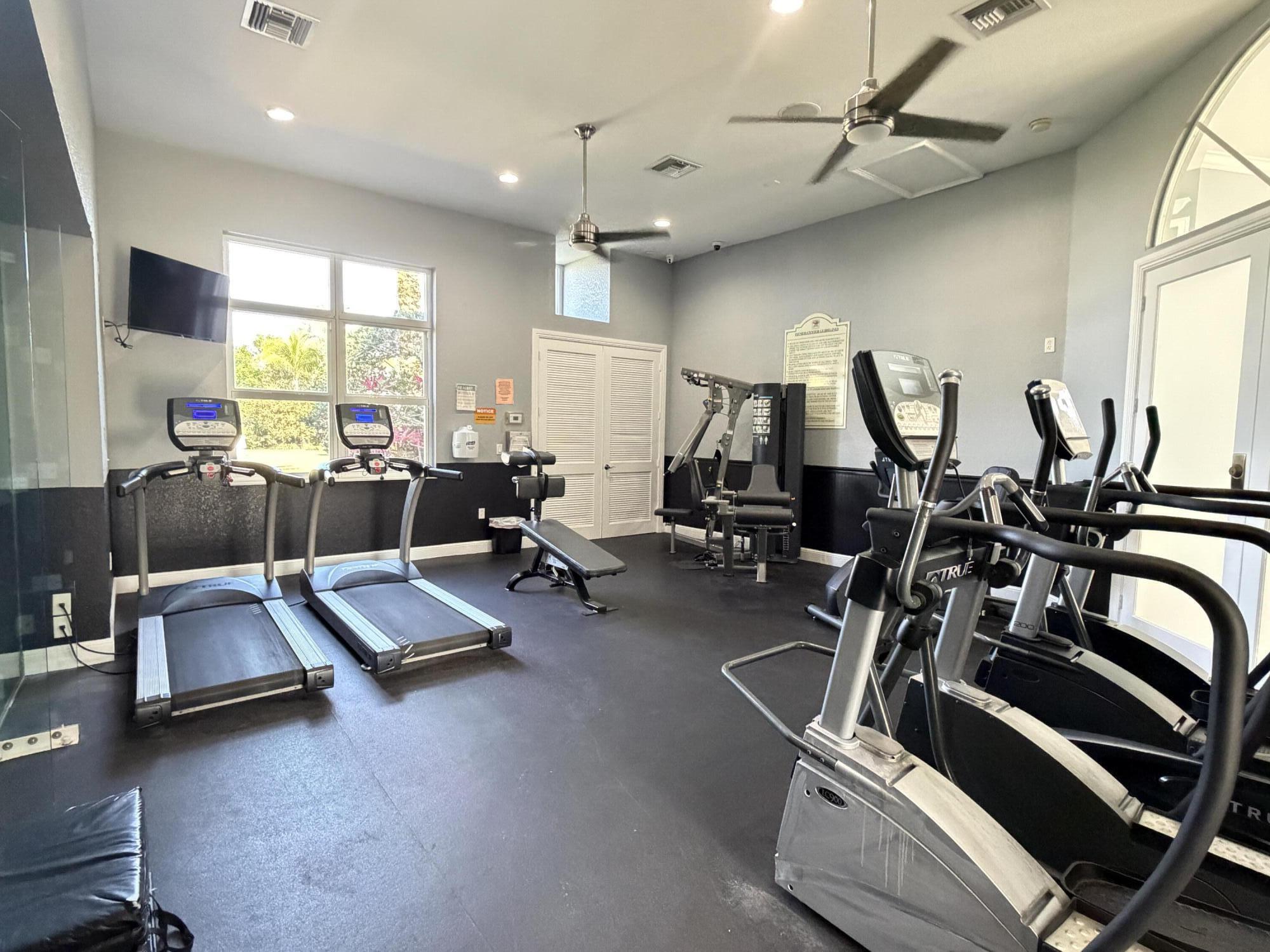 10255 Little Mustang Lake Worth, FL 33449