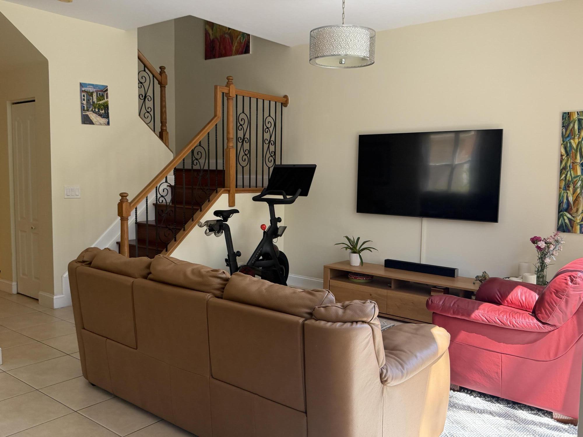 10255 Little Mustang Lake Worth, FL 33449