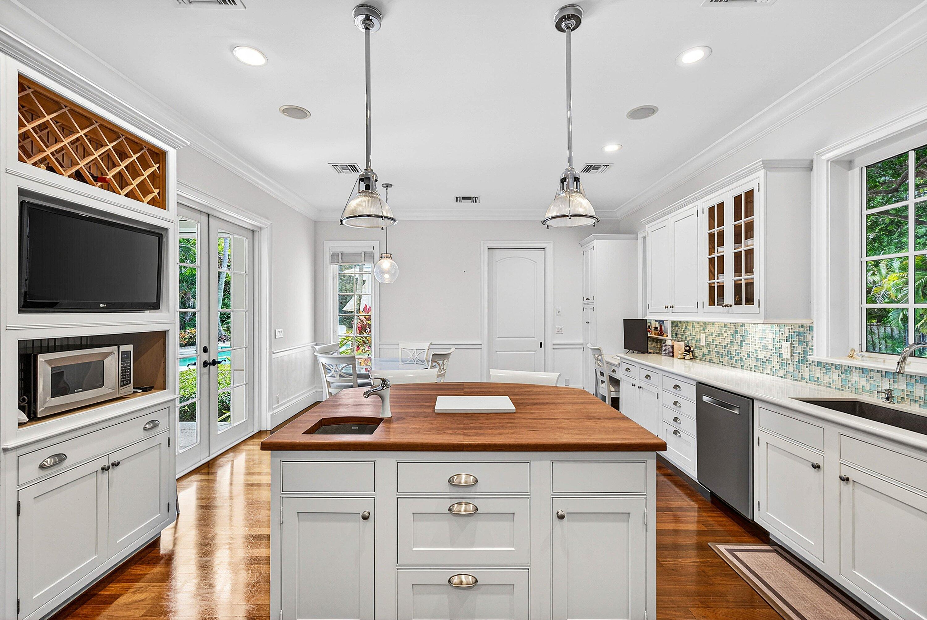 3030 N Ocean Gulf Stream, FL 33483