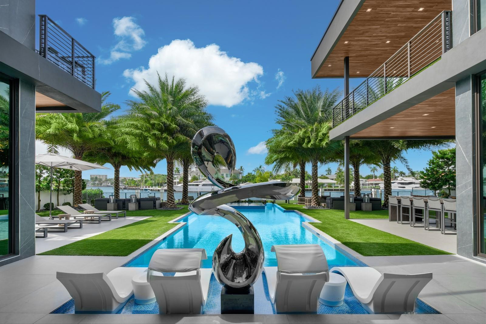 671 Middle Riv Fort Lauderdale, FL 33304