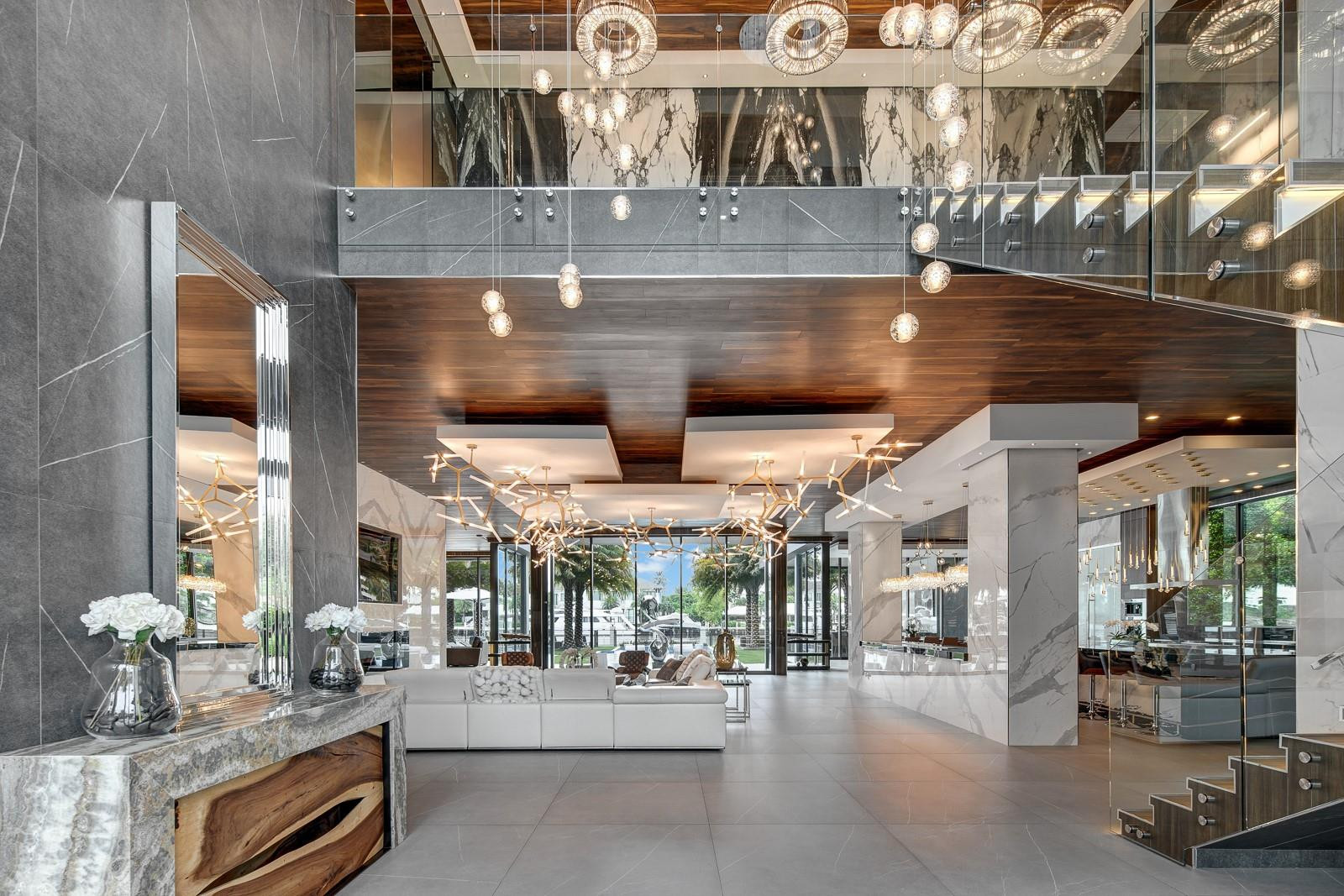 671 Middle Riv Fort Lauderdale, FL 33304