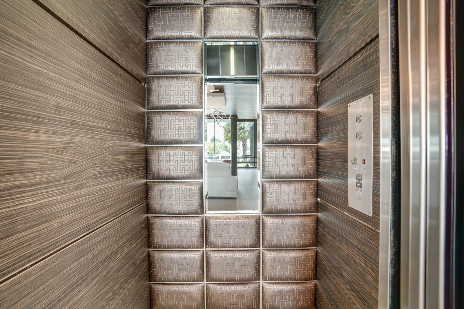 671 Middle Riv Fort Lauderdale, FL 33304