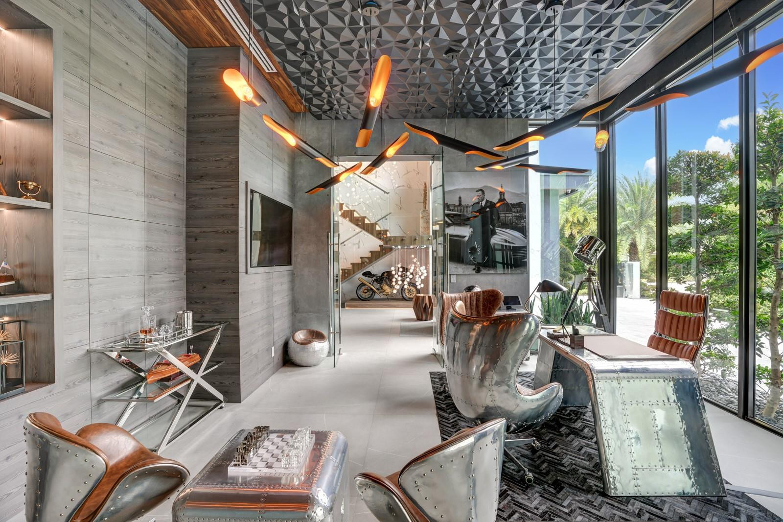 671 Middle Riv Fort Lauderdale, FL 33304