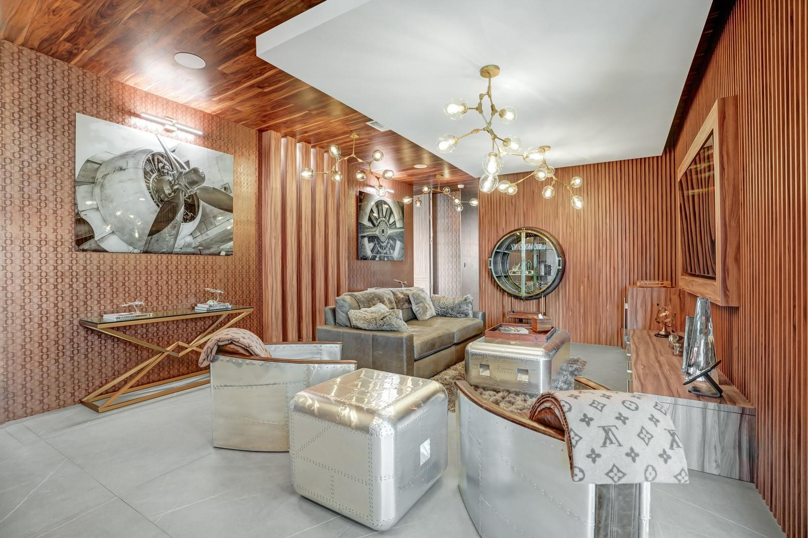 671 Middle Riv Fort Lauderdale, FL 33304