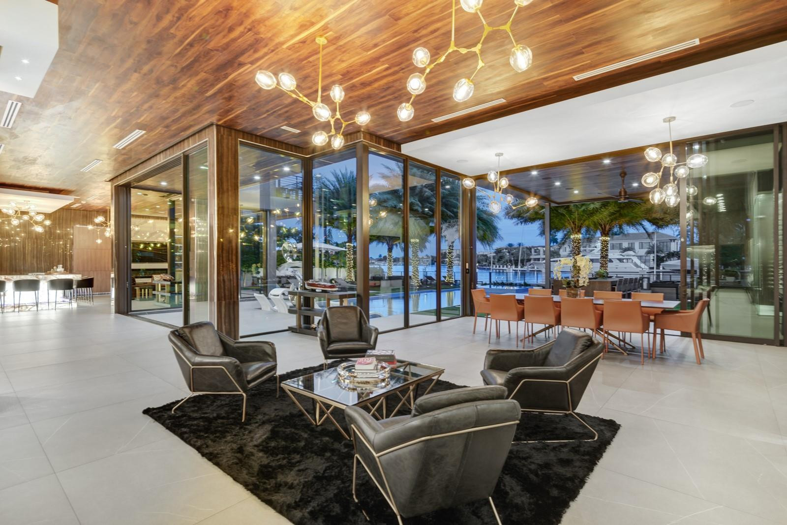 671 Middle Riv Fort Lauderdale, FL 33304