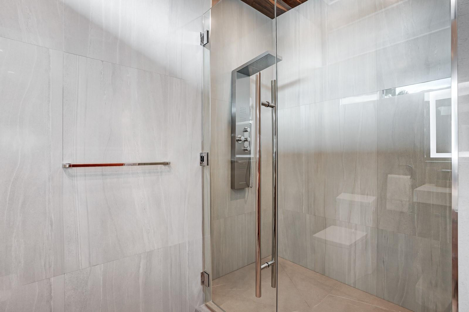 671 Middle Riv Fort Lauderdale, FL 33304