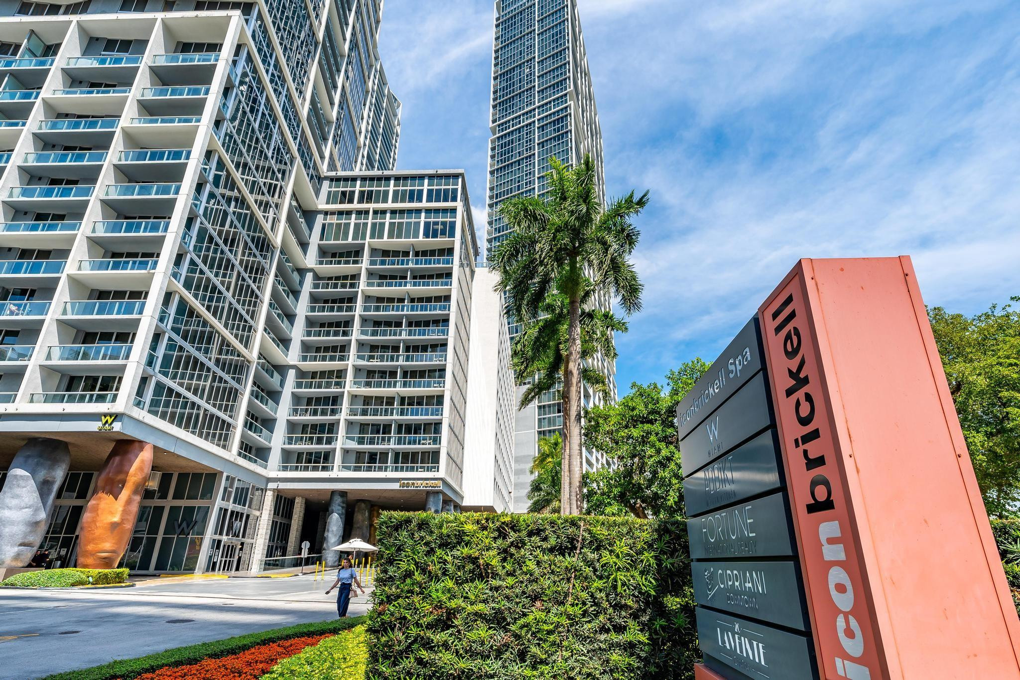 image Icon Brickell II36