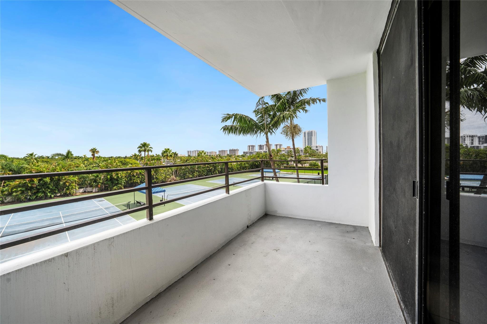 600 Three Iss #301 Hallandale Beach, FL 33009
