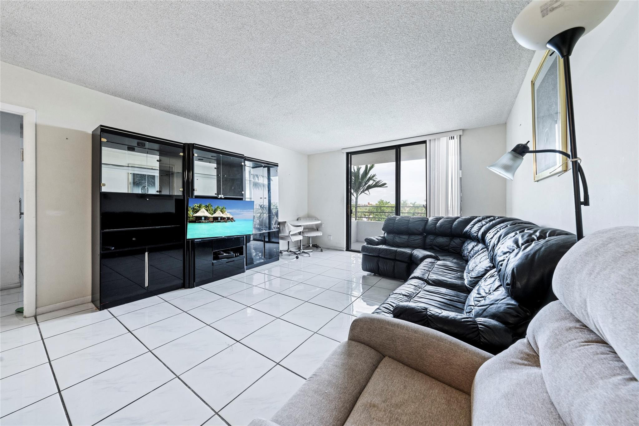 600 Three Iss #301 Hallandale Beach, FL 33009
