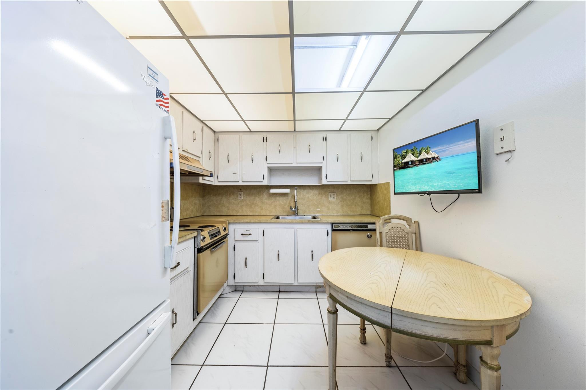 600 Three Iss #301 Hallandale Beach, FL 33009