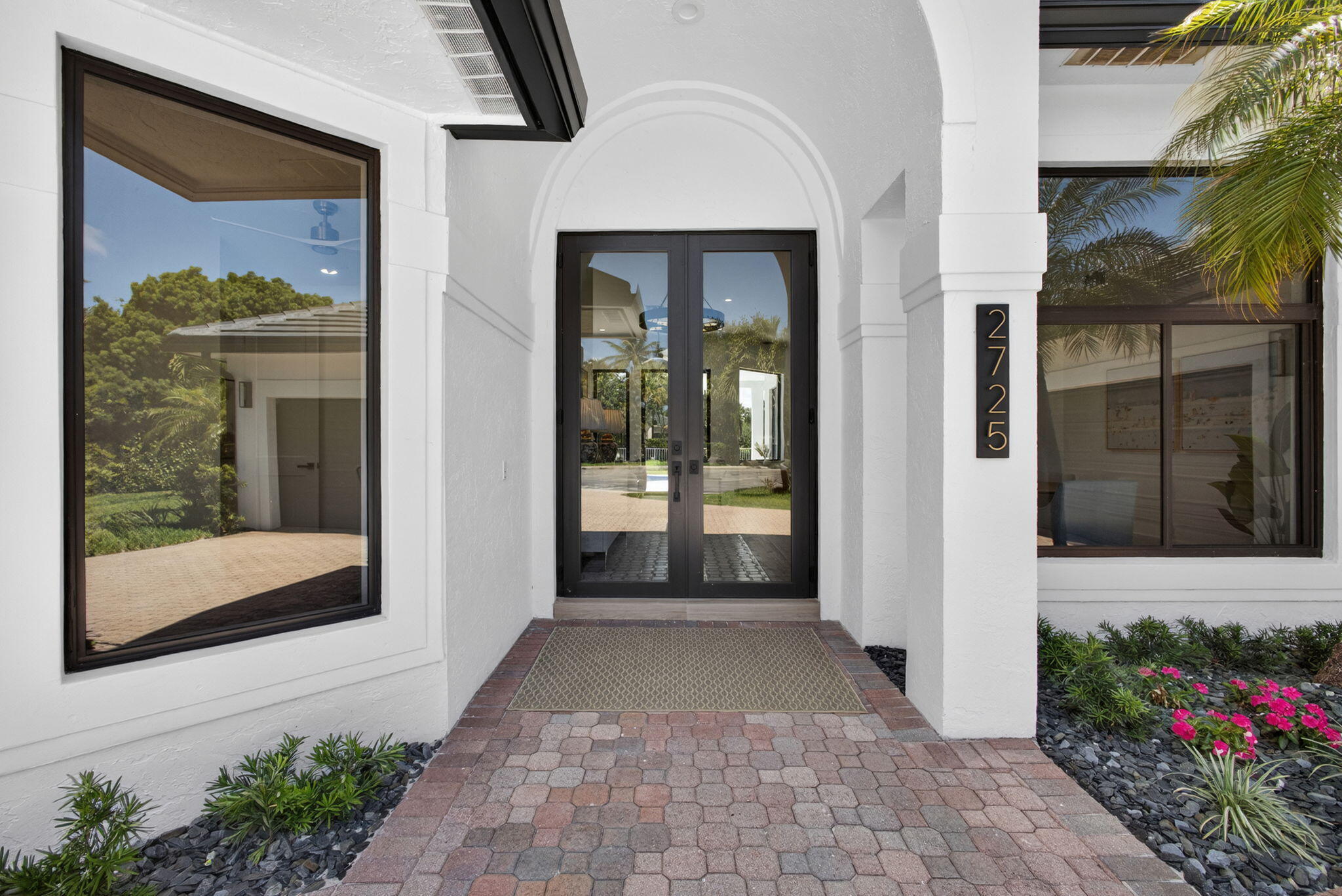 2725 Seneca West Palm Beach, FL 33409