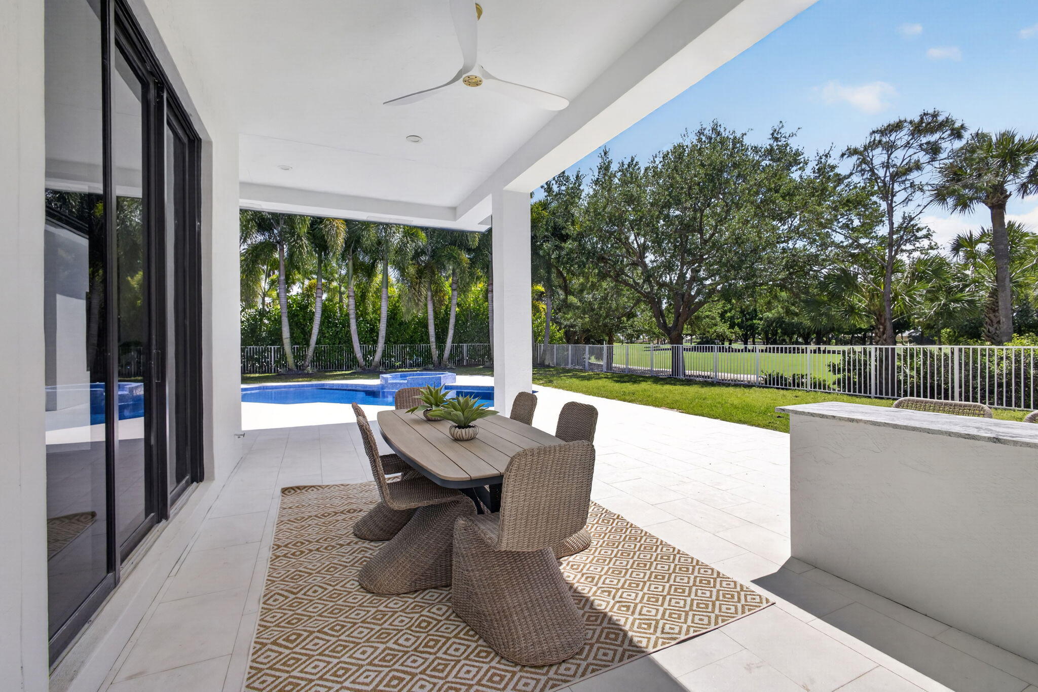 2725 Seneca West Palm Beach, FL 33409