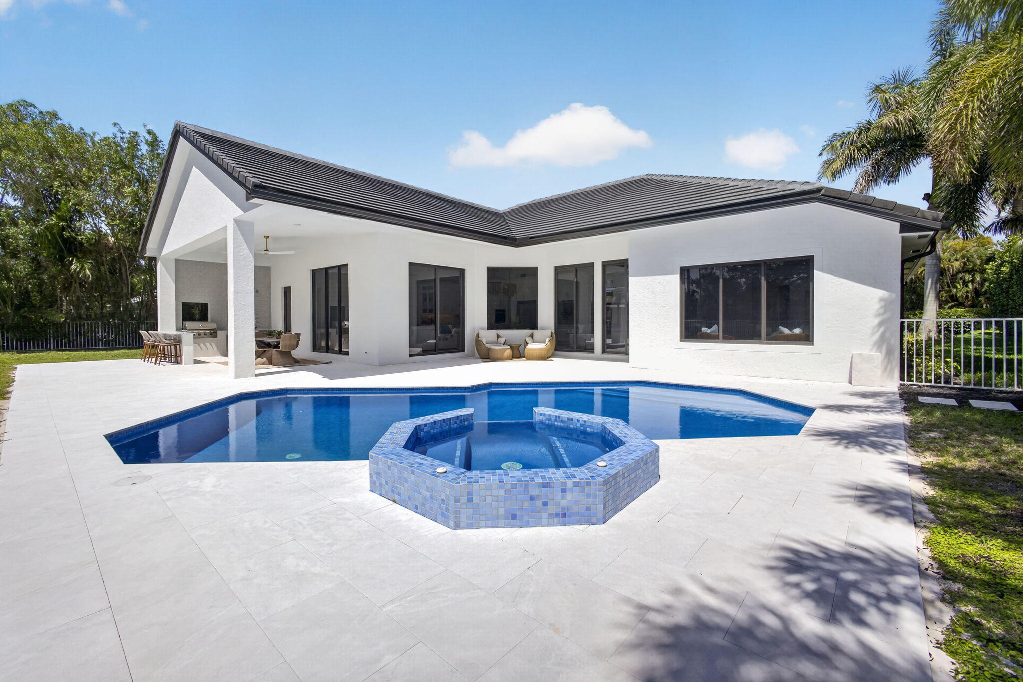 2725 Seneca West Palm Beach, FL 33409