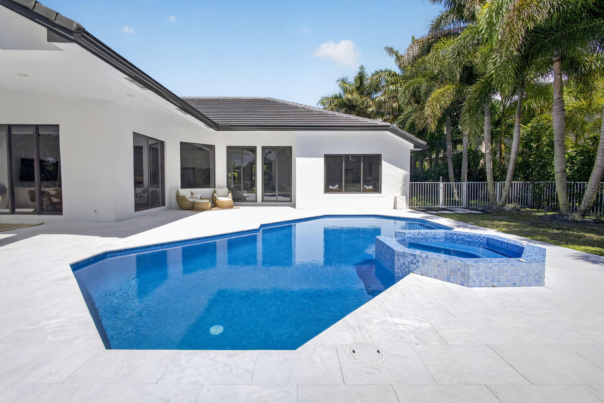 2725 Seneca West Palm Beach, FL 33409