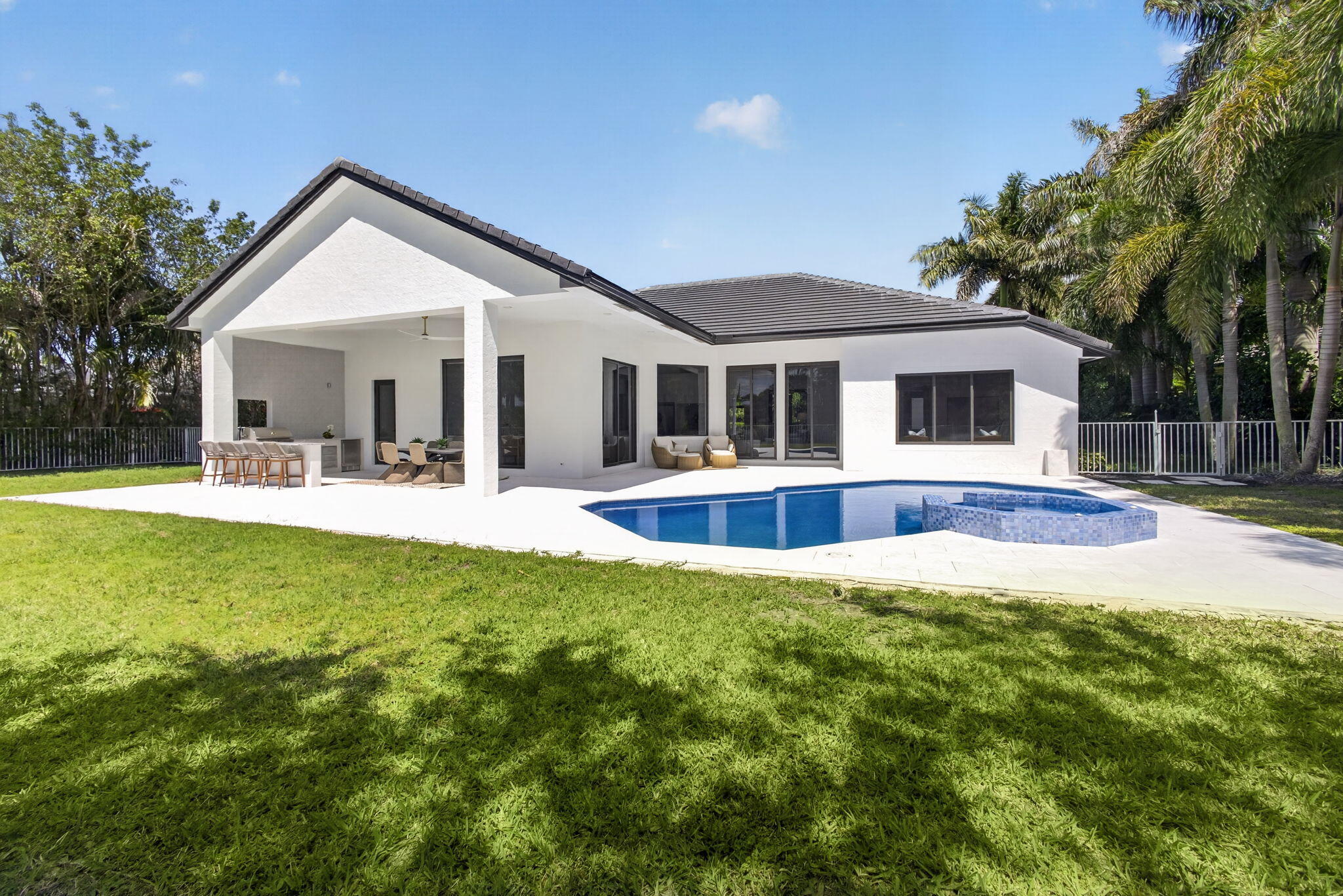 2725 Seneca West Palm Beach, FL 33409