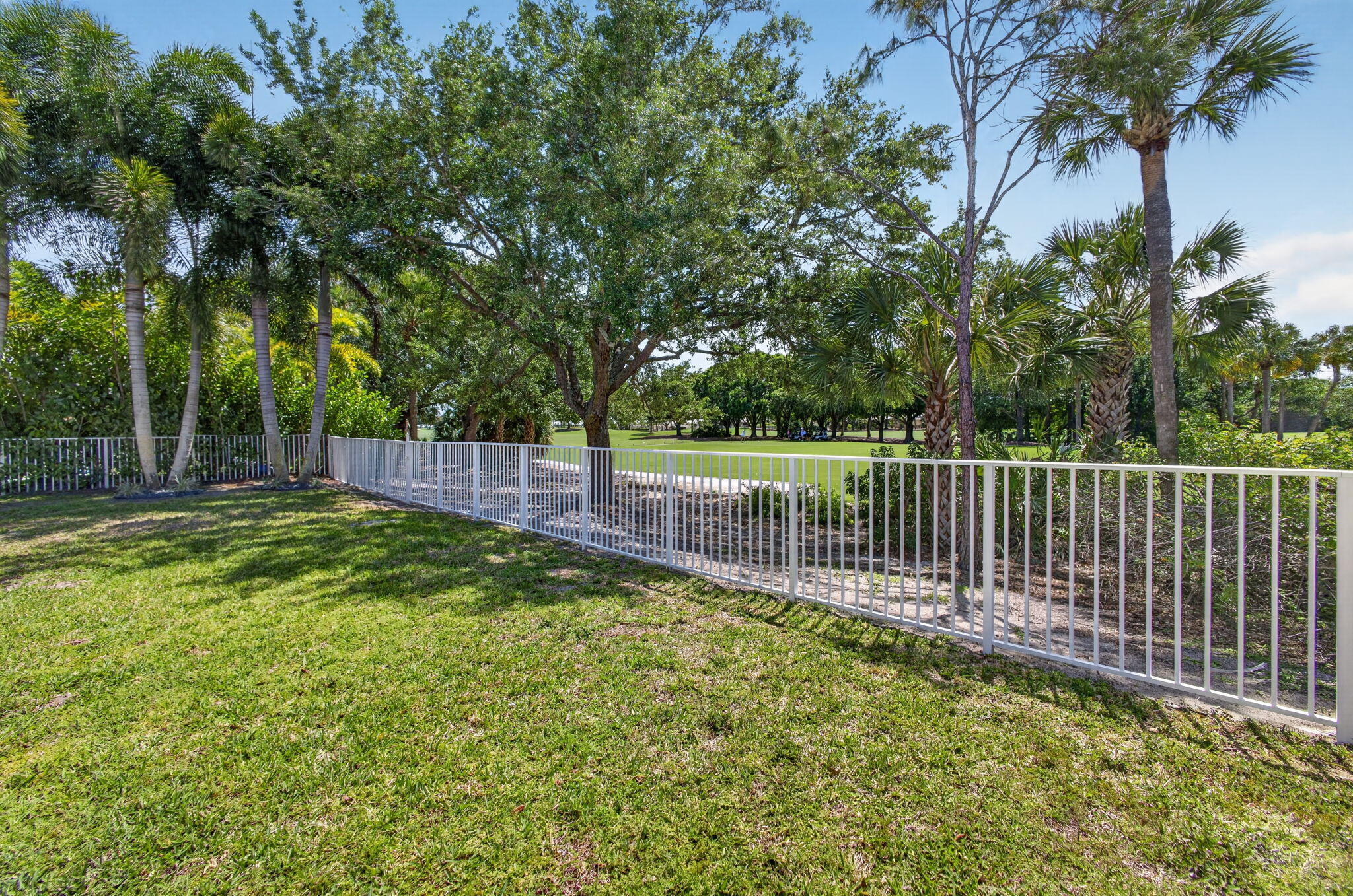 2725 Seneca West Palm Beach, FL 33409