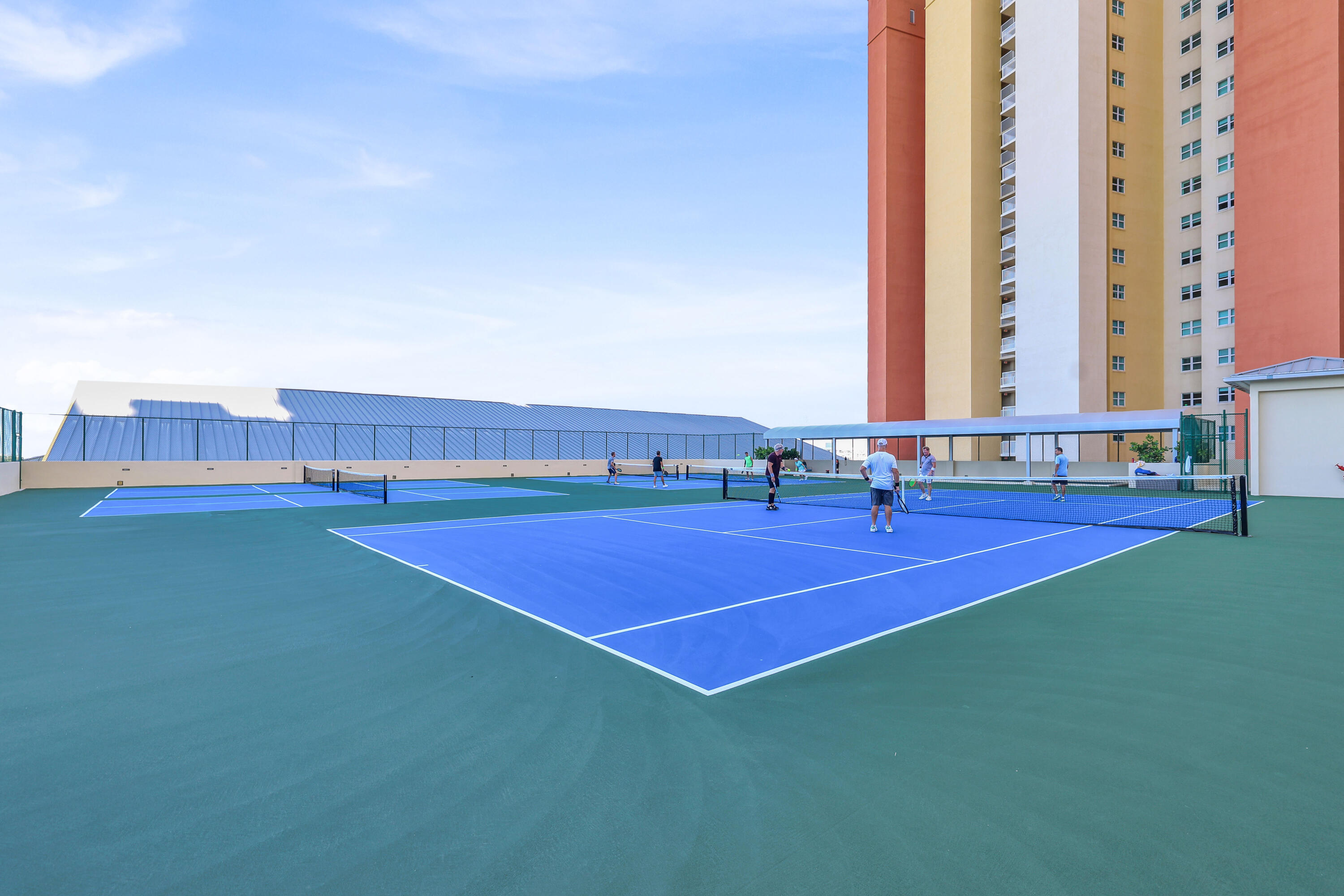 2640 Lake Shr #2008 Riviera Beach, FL 33404