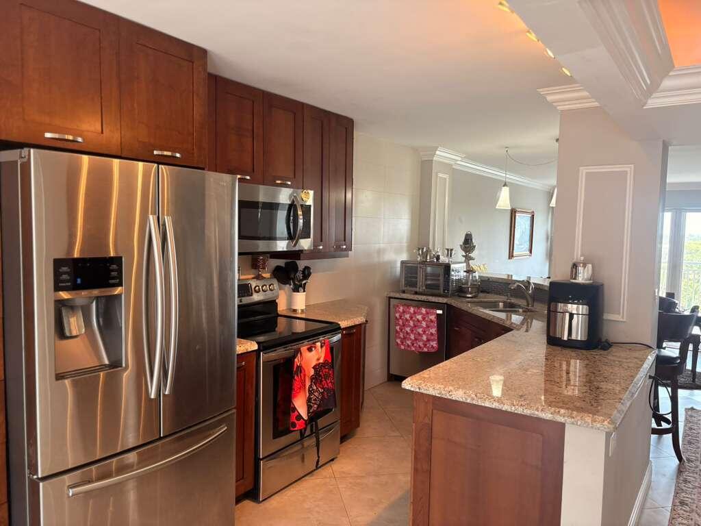 2611 N Riverside #Apt 703 Pompano Beach, FL 33062