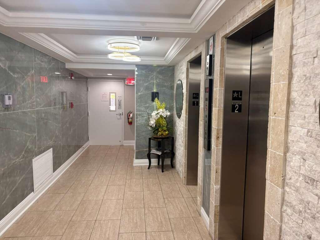 2611 N Riverside #Apt 703 Pompano Beach, FL 33062