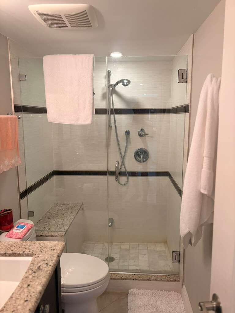2611 N Riverside #Apt 703 Pompano Beach, FL 33062
