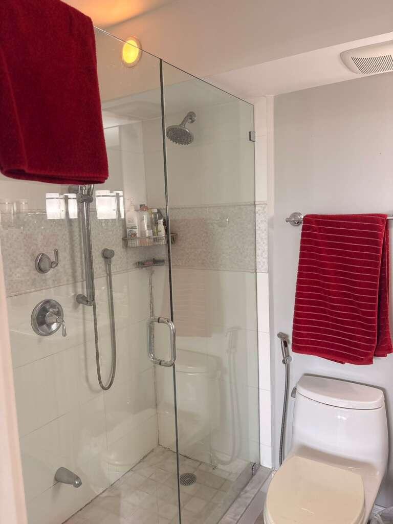 2611 N Riverside #Apt 703 Pompano Beach, FL 33062